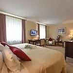 Hotell Atrium Amadeus
