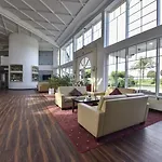Atrium Amadeus Otel 4*