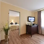 Atrium Amadeus 4*