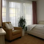 Otel Atrium Amadeus 4*