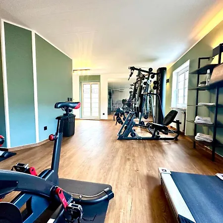 Atrium Amadeus Отель