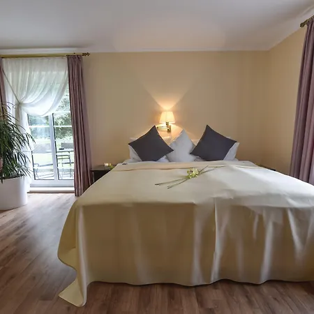 Atrium Amadeus Ξενοδοχείο 4*