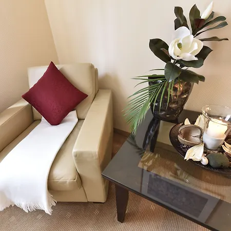 Отель Atrium Amadeus