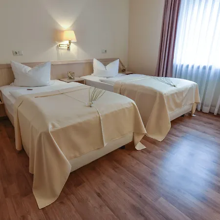 Ξενοδοχείο Atrium Amadeus