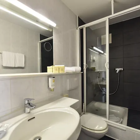 Atrium Amadeus Ξενοδοχείο