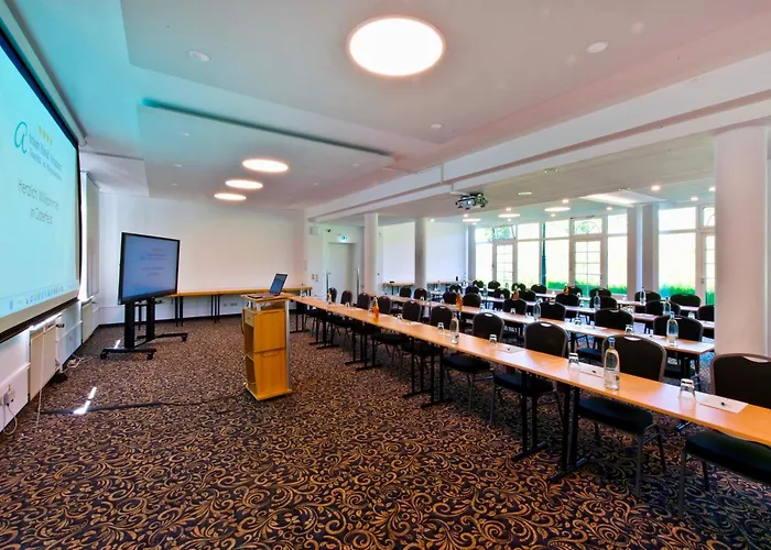 Hotel Atrium Amadeus 4*