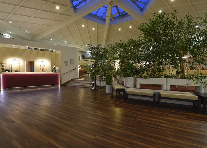 Hotel Atrium Amadeus 4*