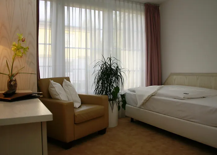 Hotel Atrium Amadeus 4*