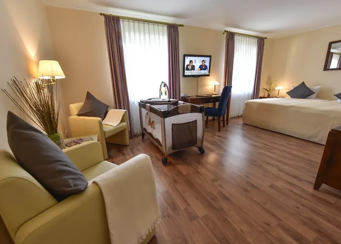 Hotel Atrium Amadeus 4*