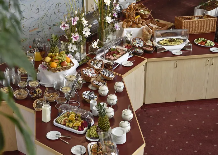 Hotel Atrium Amadeus 4*