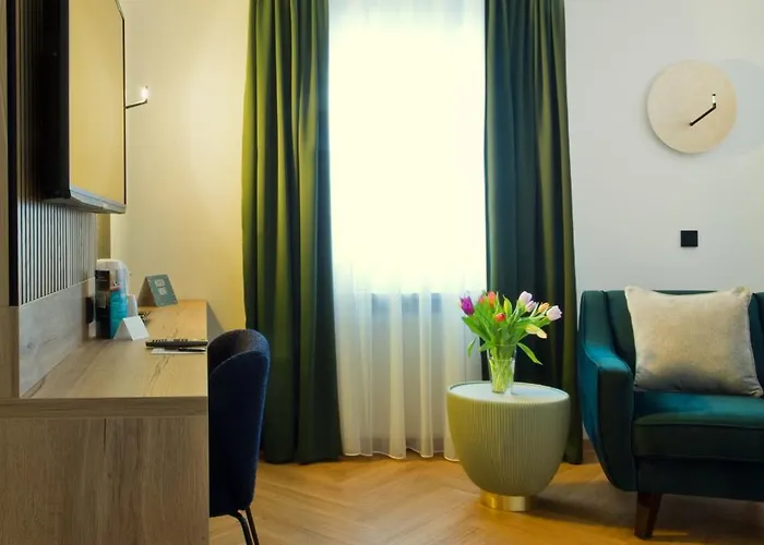 Hotel Atrium Amadeus 4*